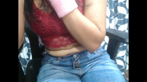 SQUIRT ALERT Plugged that phat ass up Got me extra juicy and dripping Stretched my pussy with an 8inch dildo Both holes