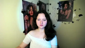 Who ever buys my lashes for me will get a POV video of me sucking dildo showing my pretty new lashes xx 4066627