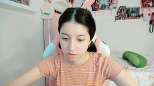 A couple of test selfie shots before I have a go at some DIY photos for you lot One of My lot requested more strapon