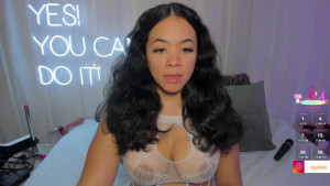 Today I wanted to put oil on my horny boobs so you can enjoy this imagine hugging you in my boobs Hoy quise echarme