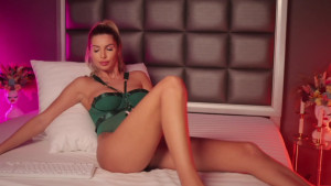 Can i role play for u U can tip here and i give u special video 4304340