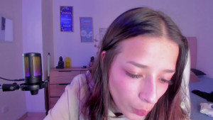 Miica18 miica18 FREE SUBSCRIPTION Photos Videos Hot chat virtual girlfriend custom packages fetishes Dick rate and