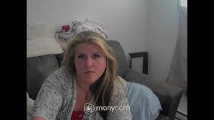 Mal começou a noite do poker com a aghatadefogoo que veio aprontar