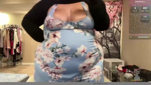 Hi guys I just saw I had some issue posting two sexy videos on only fans