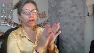 Oh what a scandal The handsome queen has invited you to his bedchambers 3881947