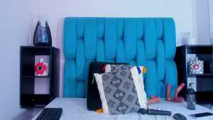 See me completely unwrapped on my VIP page It s almost time don t wait https onlyfans com honeydewfan_vip