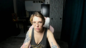 LONG VIDEO Oh No I hit my Eyes Self-Facial included in VIP subscription httpsonlyfans