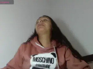 No matter how long I m in here I can t stop feeling dirty Can anyone help a dirty girl out 2929789