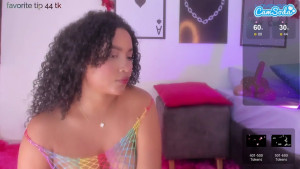 Who likes their facials thick and creamy Check out this girthy new feeder He makes a right mess of my mask at the end