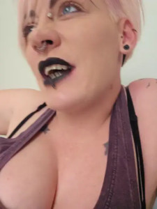 See through morning boobs Just enough to be sneaky