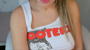 OF is deleting my photos where there are pedestrians It s a shame because I love exhibitionism and the most natural