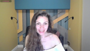 Happy Friday Y all Get Ready for a kinky vid released later tonight D Here s a cute lil hula hoop flow into the weekend