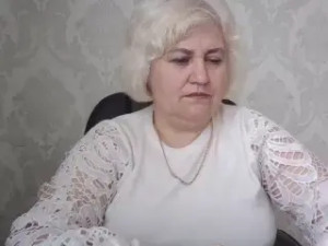 LIKE for the FULL picture Put it in your mouth like a good slut My VIP list usually costs 50 to join but If you see THIS