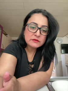 I finally got my hands on Roxie Sinner this busty big titty babe comes over to give me some of the sloppiest head and