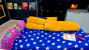 You guys already saw the sneak peak - here is finally my first post of me pole dancing