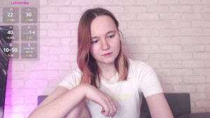 I like how my heels match my sign Did u notice that first 2939898