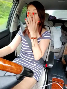 Hey guys hope you have a good evening im chilling in blue 2924343