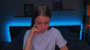 I need someone to come jerk with me I really wanna go somewhere and be caught stay tuned imma save this nut to see if I