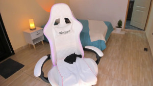 Advice for You guys Being generous is one of the sexiest things a man can be