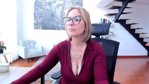 Suscribe for FREE and talk to me Pretty face Here your cock will be hard Fantasies will come true with me Sexting XXX