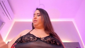 She littlemiajones is ready for your cock This pussy littlemiajones needs a fuck want to make her squirt Could you do