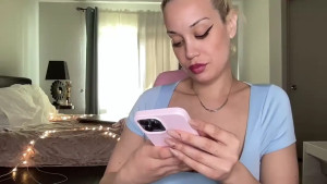 Since onlyfans didn t post my livestream link today like I asked it to I m considering doing another livestream tomorrow