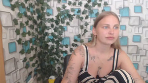 Anyone else walk around with their hand in their pants 2911074