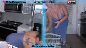 Would you care to enjoy some casual wear housecoat pussy selfies or do prefer me all dolled up instead 2903088