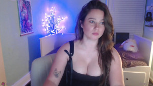 What should I post tonight I m currently awaiting outfits and a tripod so working with what I got