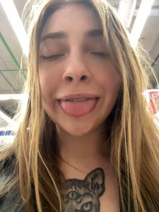 Sometimes it s not enough to just use the vibrator I need oral stimulation too 2837936