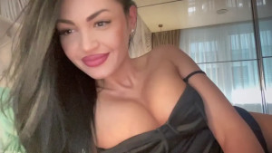 Snapchat code check out what I m doing in between sessions on cam Only available free to the first five ppl that join my