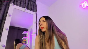 Idk why but this hair really brings out the slut in me 2867696