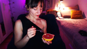 I raised the price of my subscription because I think you deserve to see my pussy too do you like it