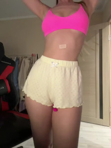 Open up I need to pump a few loads into an eager mouth And I m sure you look good on your knees 2984199