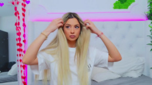 Little white triangle peace and love to all my selection intimissimi lingerie gabriagagliardi com