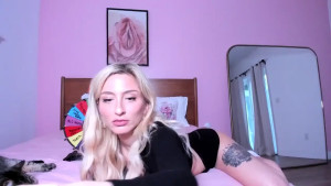 OLA MINHAS POTRANQUINHA O SEU MACHÃO VIRIL COWBOY CAVALAO ACORDOU ASSIM DE PICAO DURAO ARMADO ESFOLADAO DA FODA DESSA