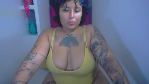 Just got home from the gym about to hop in the shower and I wanted to give you guys a show I love how I smell after the