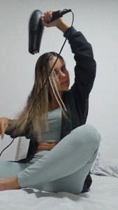 Endelig tid til egen wellness hårkur og pedicure Finally time for my own wellness hair treatment and pedicure