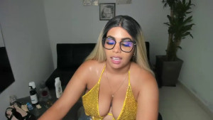 Whos ready for Christmas Show me some love this Christmas baby id love to get to know all my subscribers better Love you