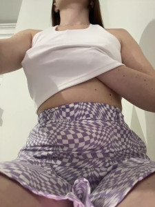 POV your gf sends you lewds after her workout today then facetimes you to tease before heading home Gotta be sneaky don