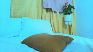 I hope you can tell how much i exerted myself for the sake of being a dumb empty-headed bimbo on camera everyone to see