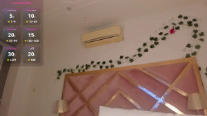 Follow my HOT Aussie babe Sasha Professional glamour model photos Sexy selfies Booty queen videos Next 10 subs get 30