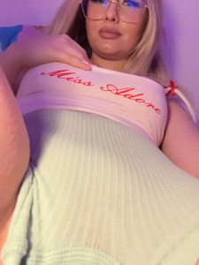 Hey Sexy Bitches You guys get a sneak preview of special shower photoset I did today with my new suction phone mount