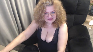 A little reminder from your little pocket Bae to please drink water I need you well hydrated