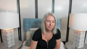 YESSS Hand job with a nice messy cum shot to start off the long weekend Love your sexy redhead girl -rae