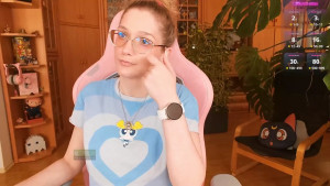 Who is in the mood to please their queen because Im in the mood to dominate a little slut boi Ill be in my DMs waiting