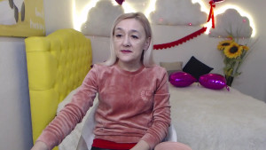 I was soooo horny yesterday from filming all day so I filmed a titty worship for you Also Just got done filming with