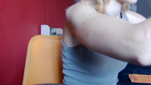 Feeling fridaylicious lately I ve been treating you to a lot of photos in one photo session that s because you re all so