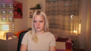 On the 7th day of Christmas The snow in New York is no joke 2922610