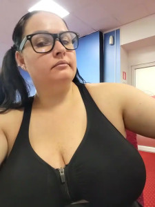 Enjoying myself I love to touch my chest and feel myself while jacking And cum obviously 2916313